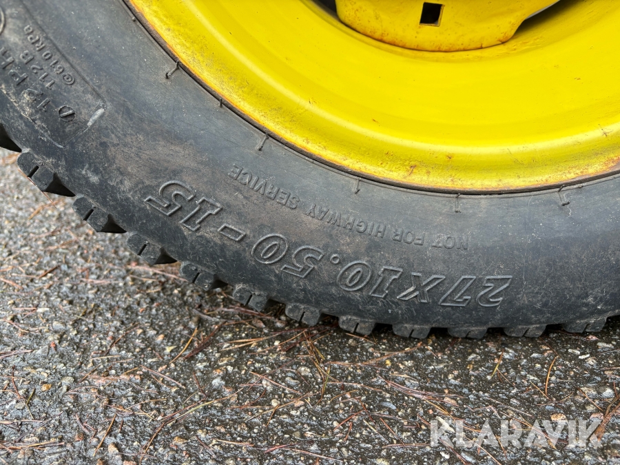 Traktor John Deere 4066R