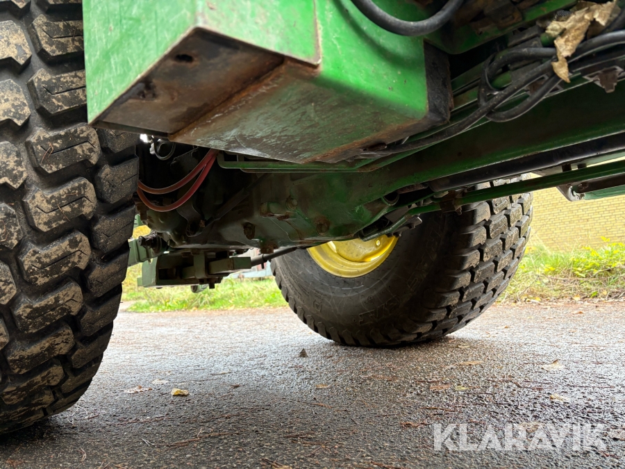 Traktor John Deere 4066R