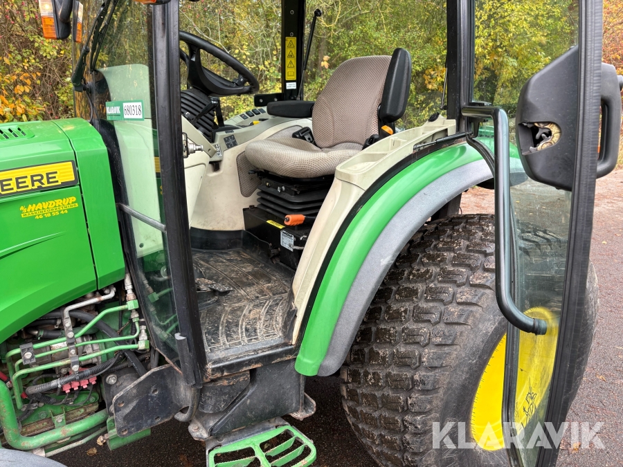 Traktor John Deere 4066R