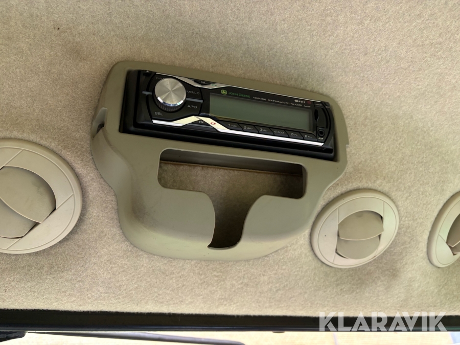 Traktor John Deere 4066R