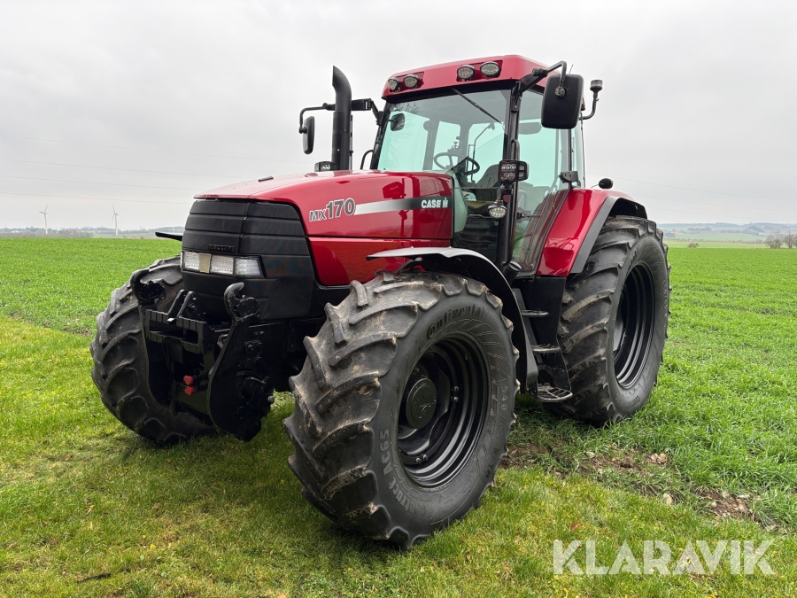 Traktor Case MX170