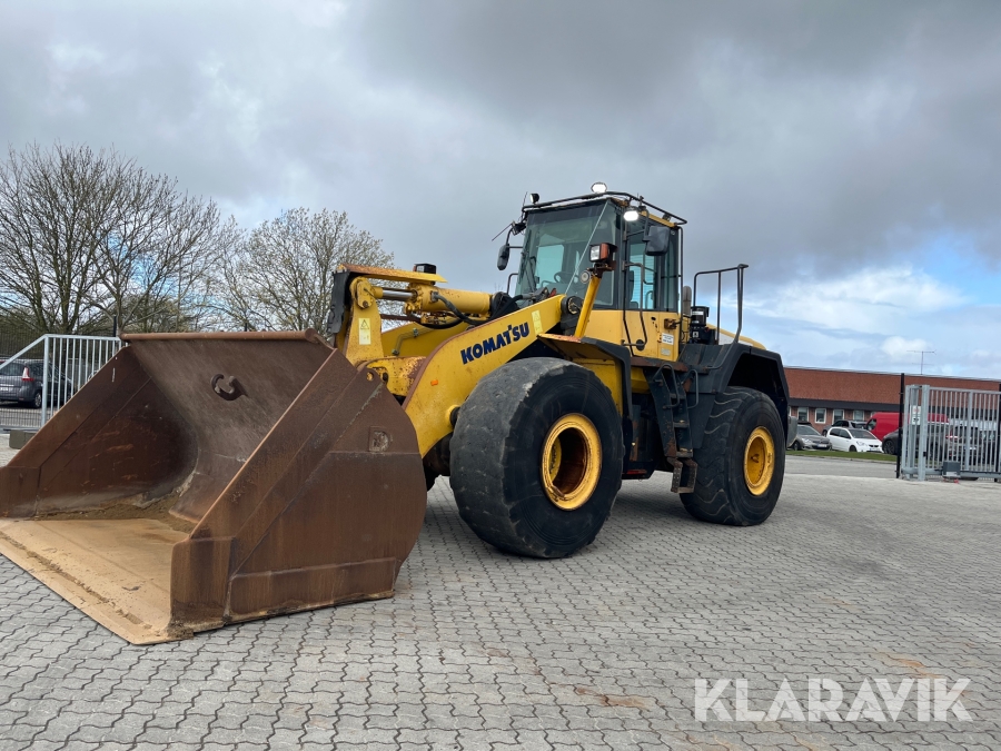 Gummiged Komatsu WA480-6