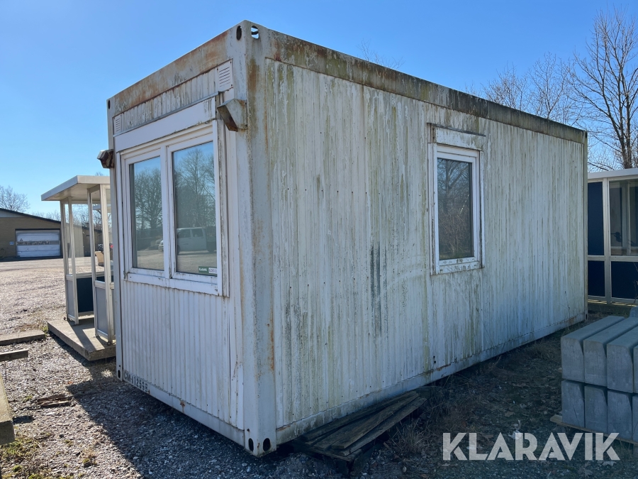 Modul / container med omklædning, bad og toilet