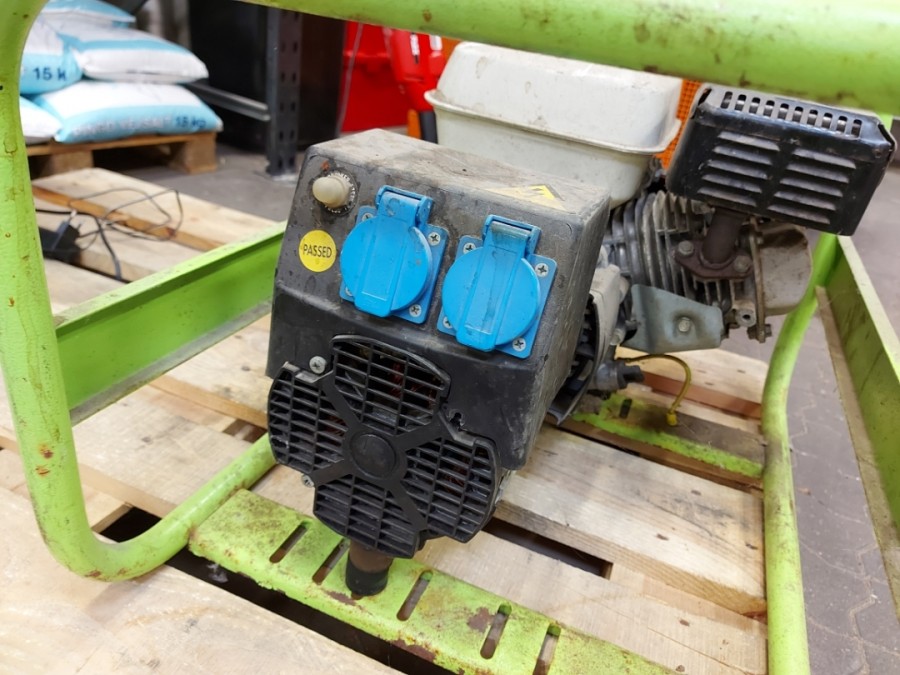 Generator