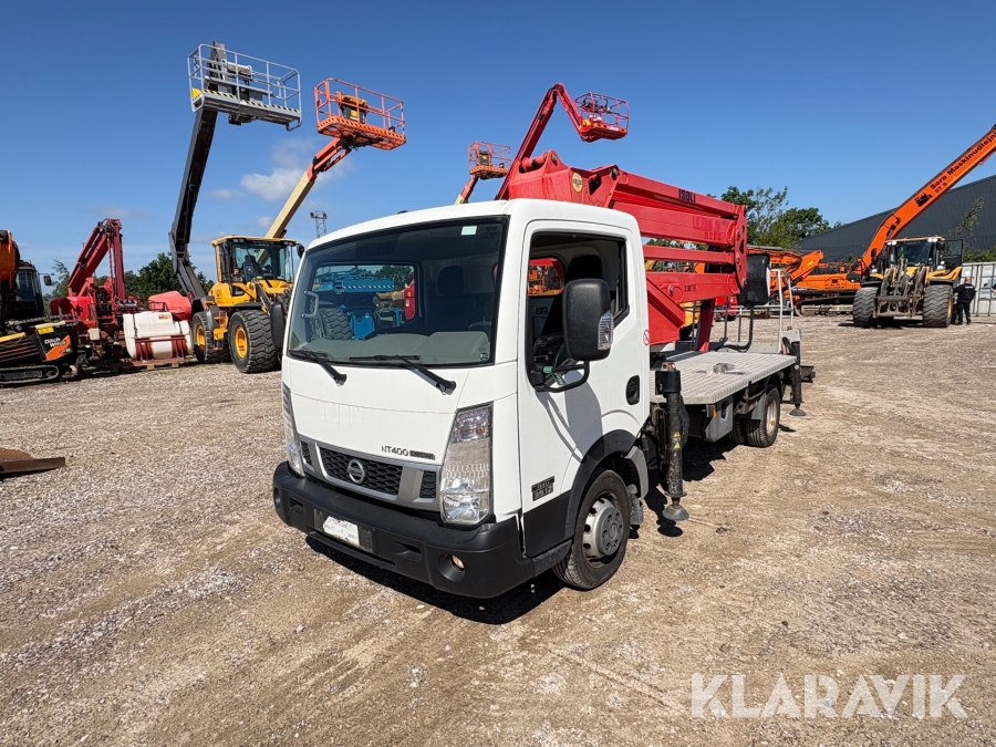 Liftbil Nissan NT400 Cabstar Isoli PNT210 J lift