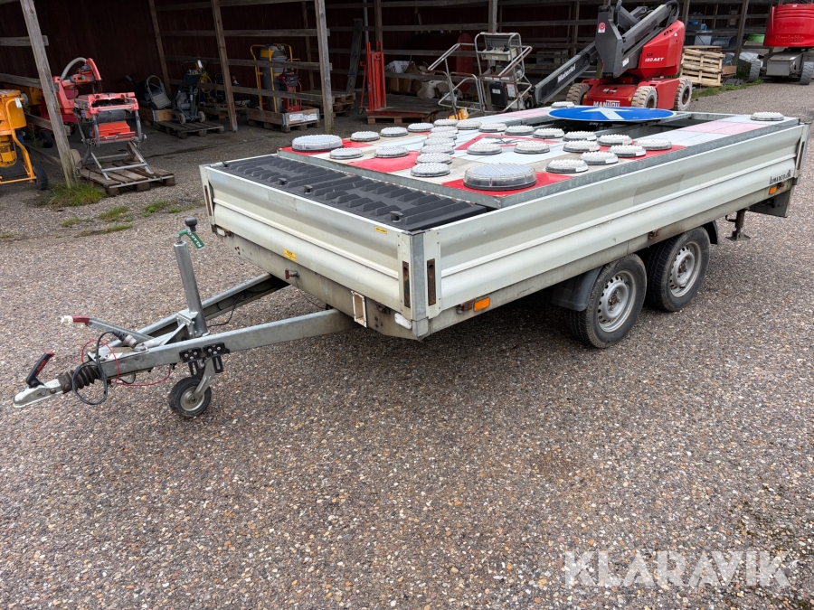 Skiltevogn Vezeko - 1300kg