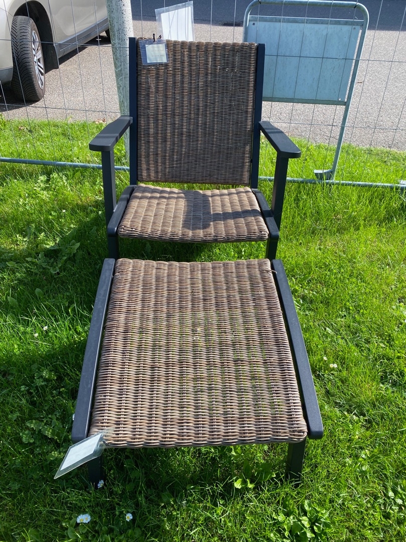 Brafab Kira Loungestol med fodskammel