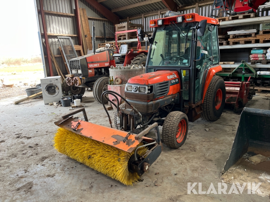 Kompakttraktor Kubota STA-35
