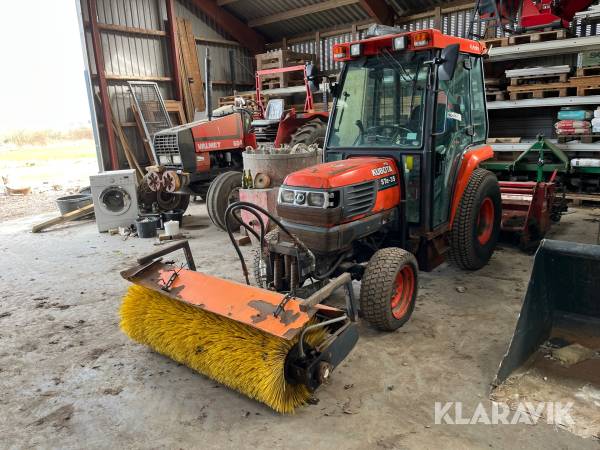 Kompakttraktor Kubota STA-35