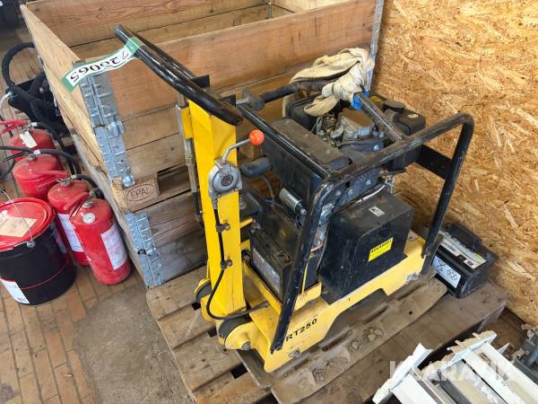 Pladevibrator Bernards RT250-1