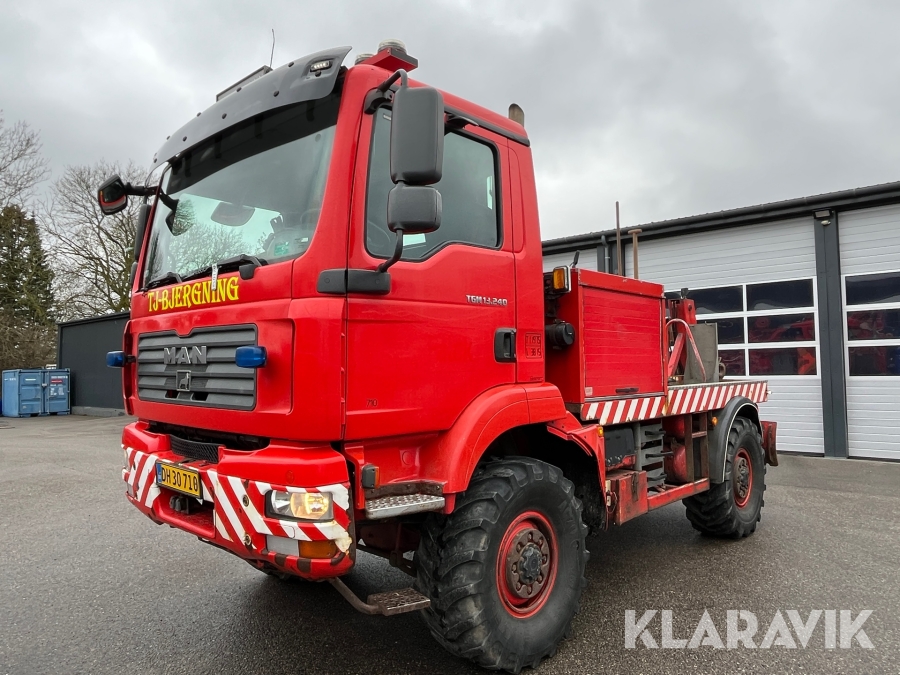 Lastbil MAN Uniman  13.240 med udstyr