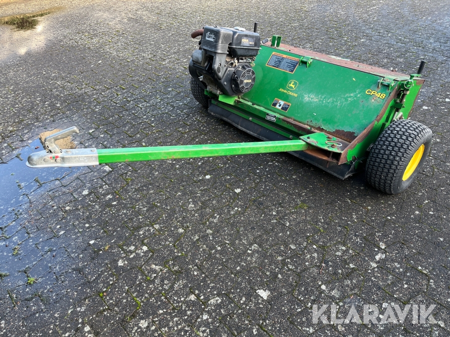 Plænelufter John Deer CP 48