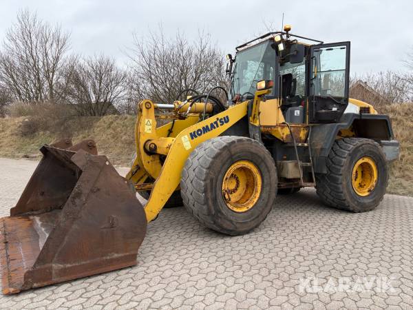 Gummiged Komastu WA 320