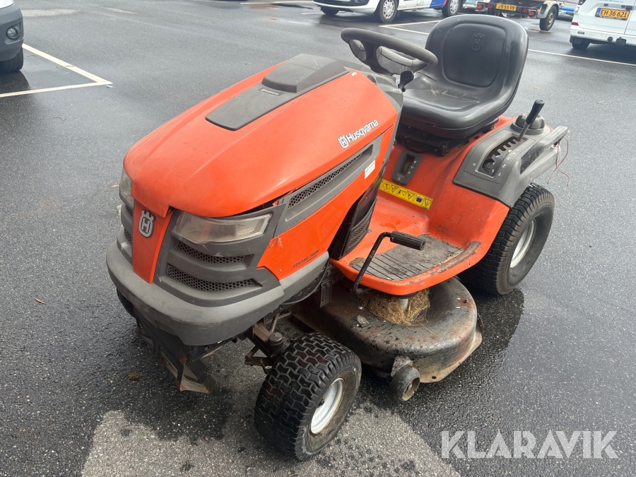 Græsslåmaskine Husqvarna YTH 150 TWIN