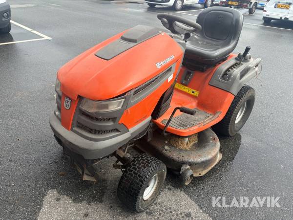 Græsslåmaskine Husqvarna YTH 150 TWIN