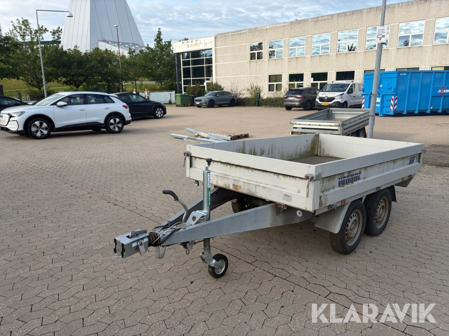 Trailer Variant 1306B
