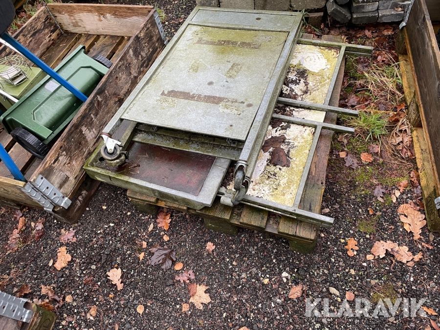 Blandet lot trillebør, skilte, rør, valse, Hørsholm, Klaravi