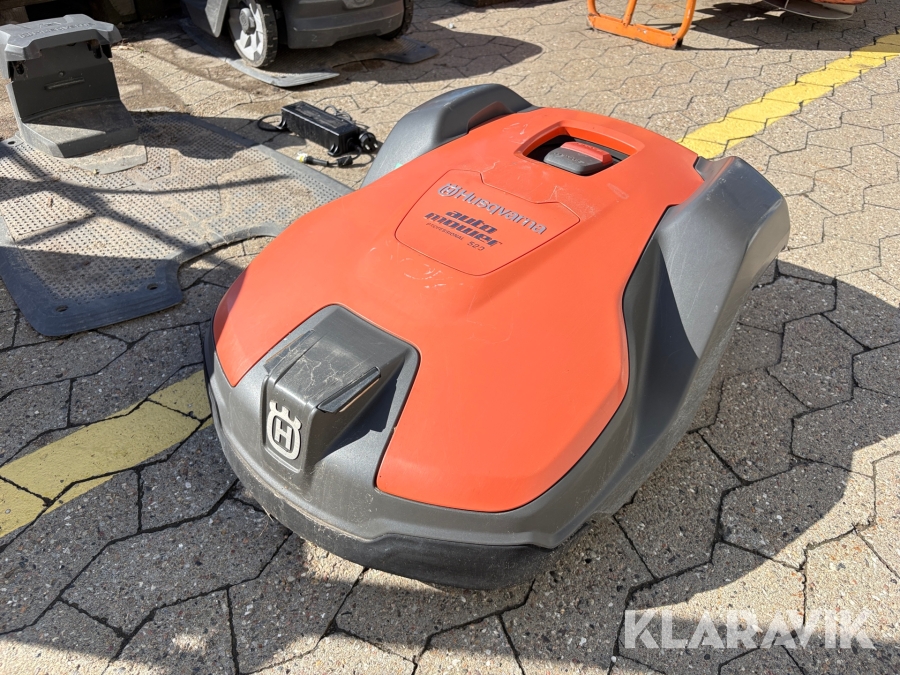 Robotplæneklipper Husqvarna Professional 520 med ladestation