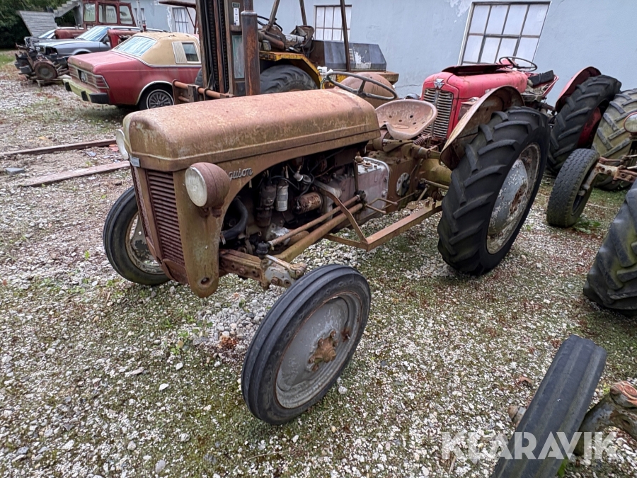 Veterantraktor Massey-Ferguson
