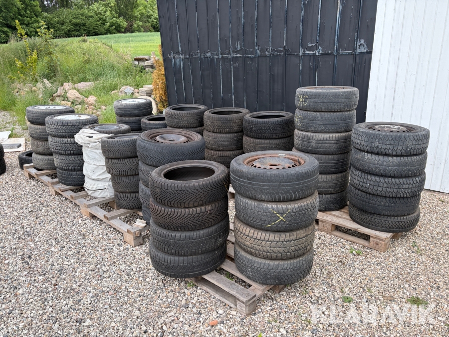 Lot med dæk og fælge