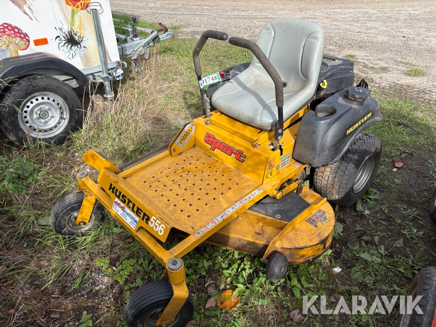 Havetraktor Hustler Sport 929588CE Zero turn