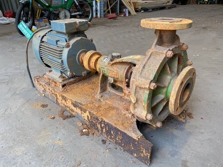 Vandmaskine pumpe