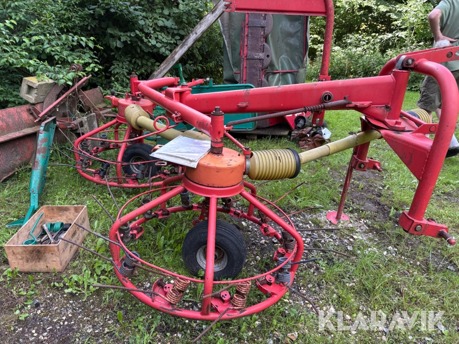 Hø vender / rive Kverneland Taarup 9360 hs