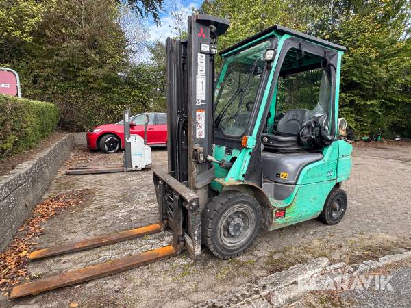 Truck Mitsubishi FG25NT 1 styk 