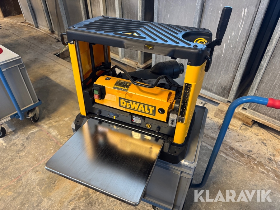 Høvl DeWalt DW733-QS