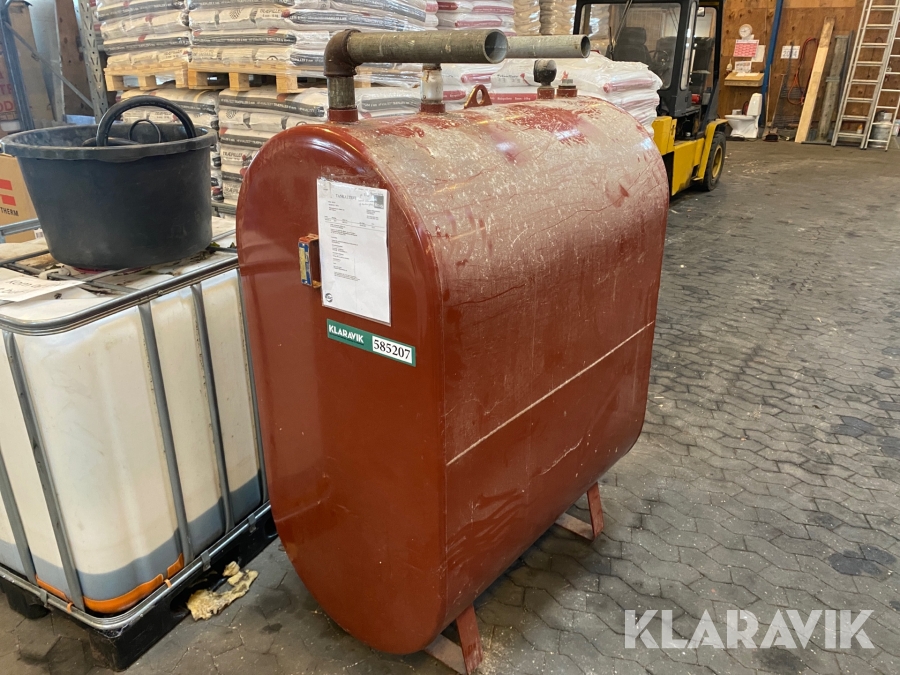 Tank 1200L med tankattest Roug C1