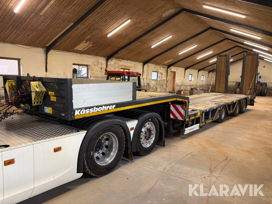 Blokvogn/Maskintrailer Kässebohrer Lowbed 3-akslet