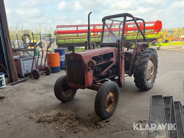 Veteran traktor IH 