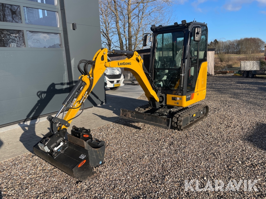 Gravemaskine Liugong 9018F med compacttilt og skovle