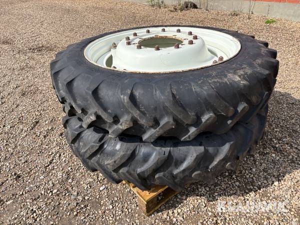 Dæk med fælge Alliance Row crop radial 2 styk