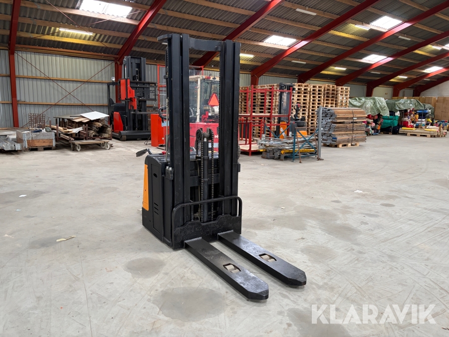 Elstabler Dan truck CDE16-ES