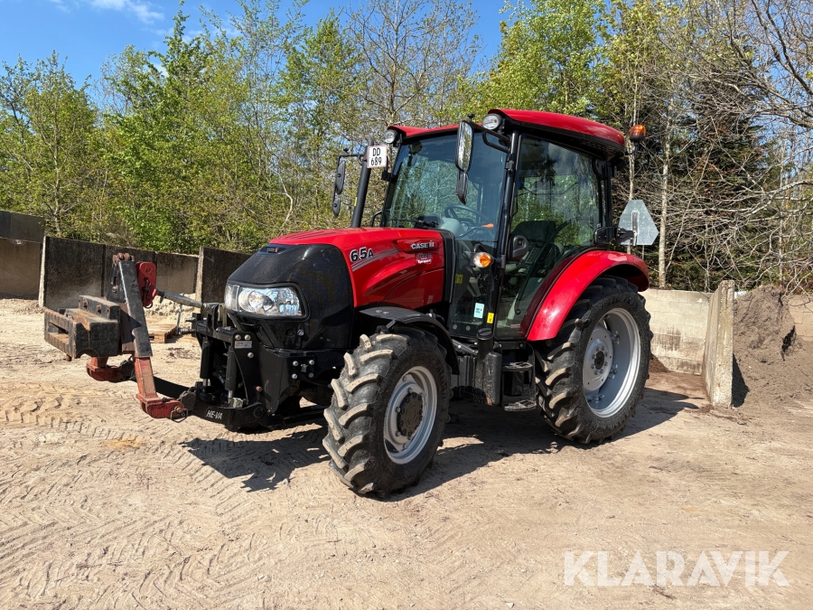 Traktor Case IH Farmall 65A