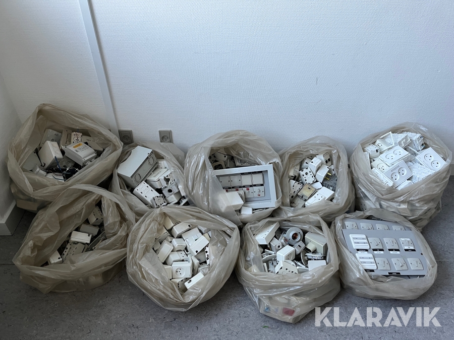 El-udstyr LK og andre Blandet 9 poser