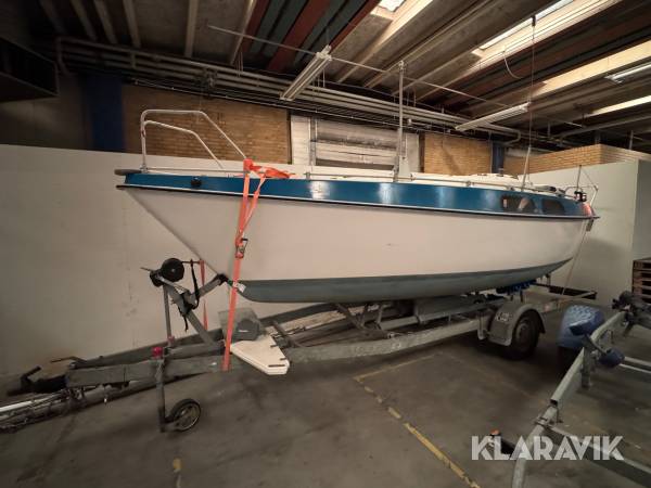Sejlbåd med bådtrailer Etap 22