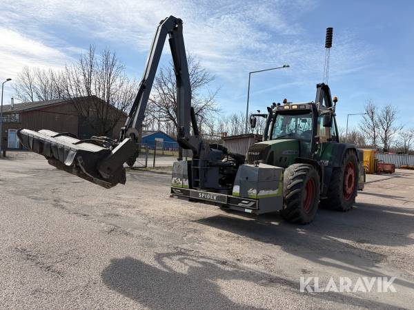 Traktor Fendt 818 med Kantklipper