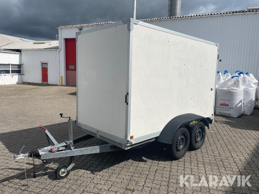 Lukket trailer Humbaur 2000 kg