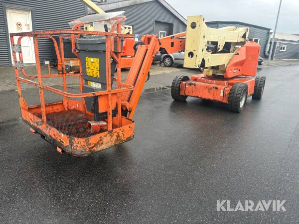 Lift JLG E450AJ - 15 meters