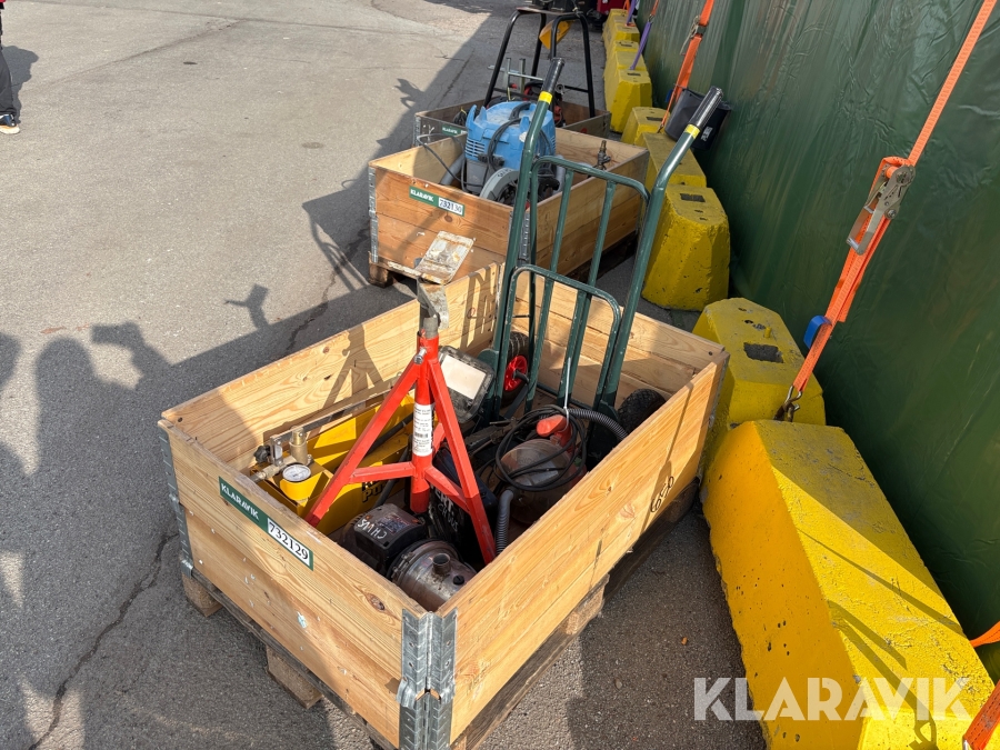 Assorteret værktøj og tilbehør - 1 palle