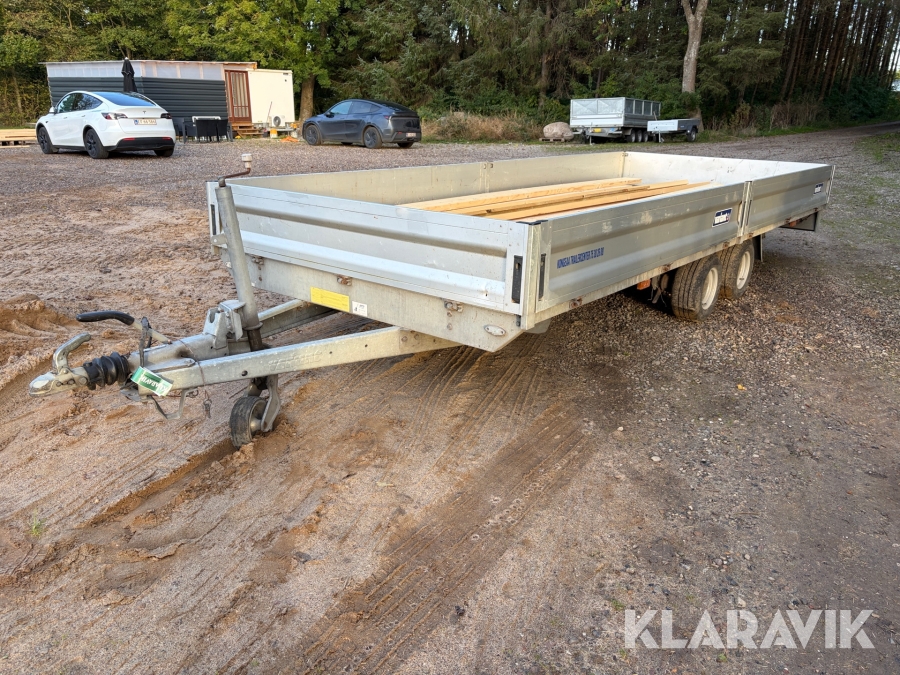Trailer Variant 3021P5-10
