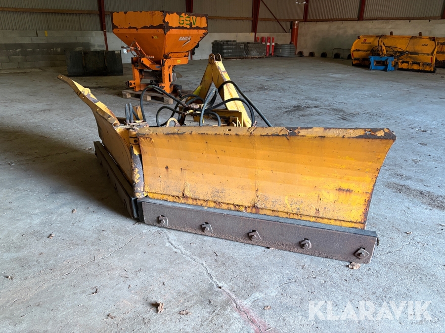 V-plov FM Maskiner 300 cm