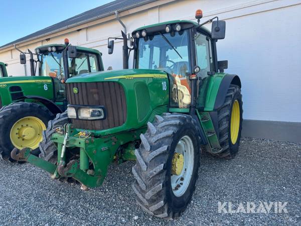 Traktor John Deere 6620