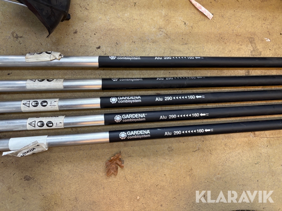 Kantklipper Makita samt 5 styk teleskopforlænger Gardena Combi System