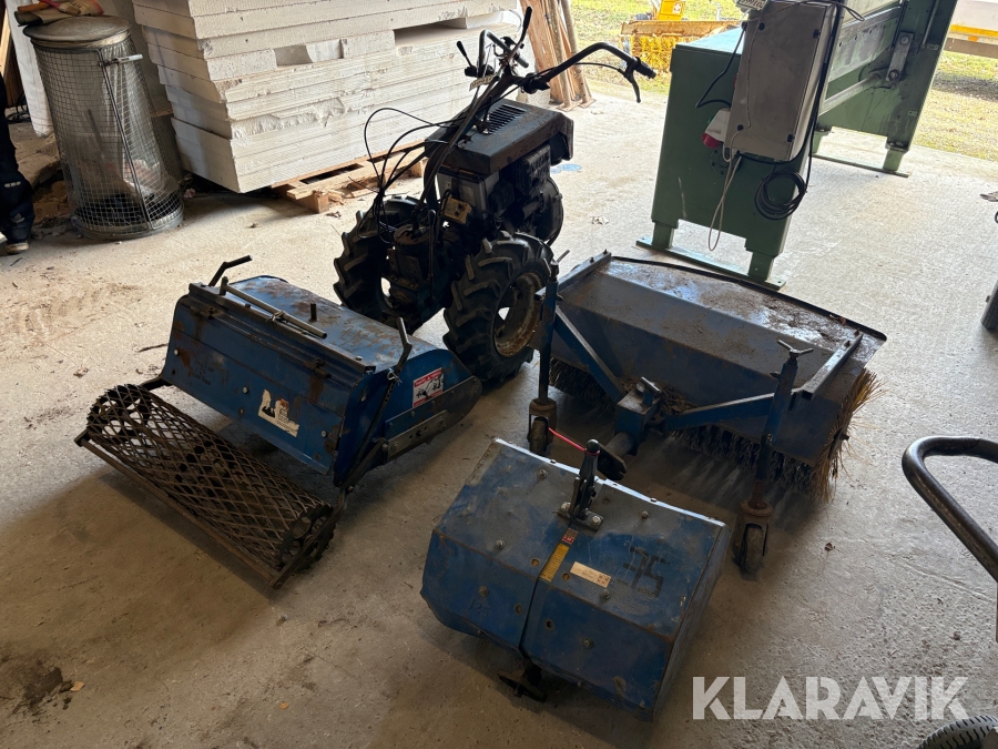 2-hjulet traktor med tilbehør