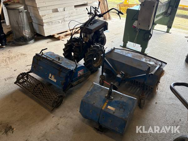 2-hjulet traktor med tilbehør