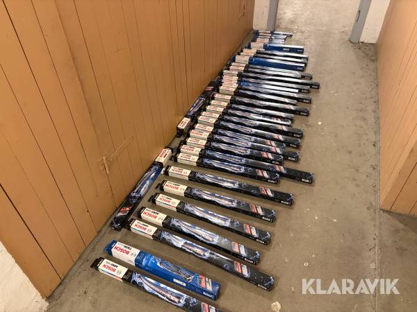 Større lot af  Bosch Aerotwin vinduesviskere