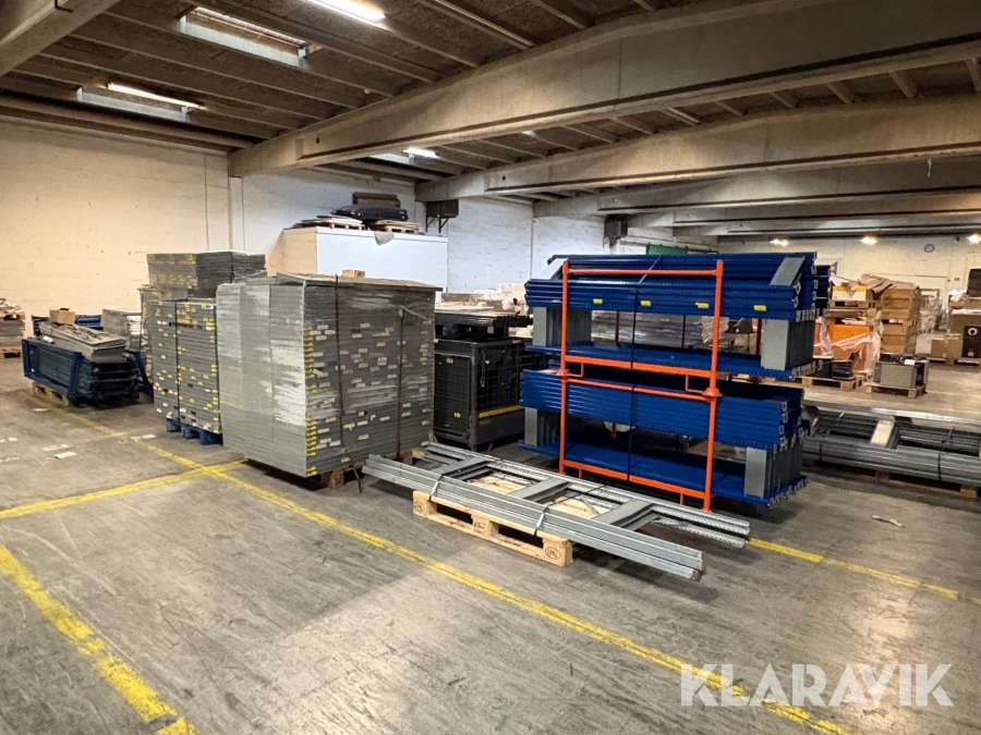 Lagerreoler - stort blandet lot